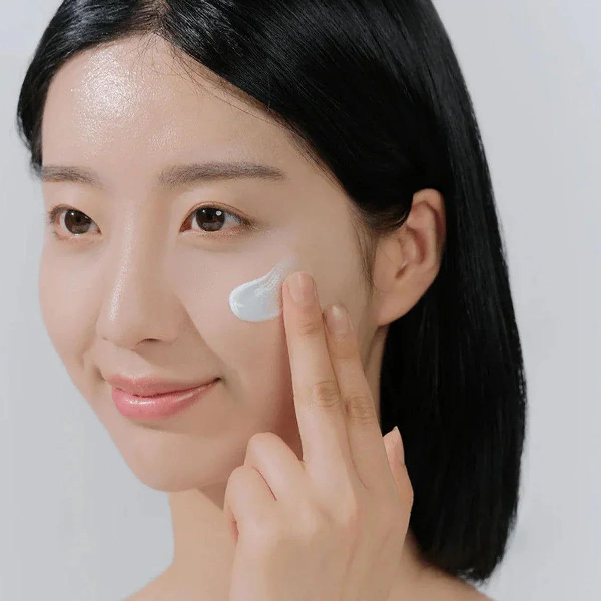 Hyalu-Cica Water-Fit Sun Serum (SPF50+ PA++++) - 50ml